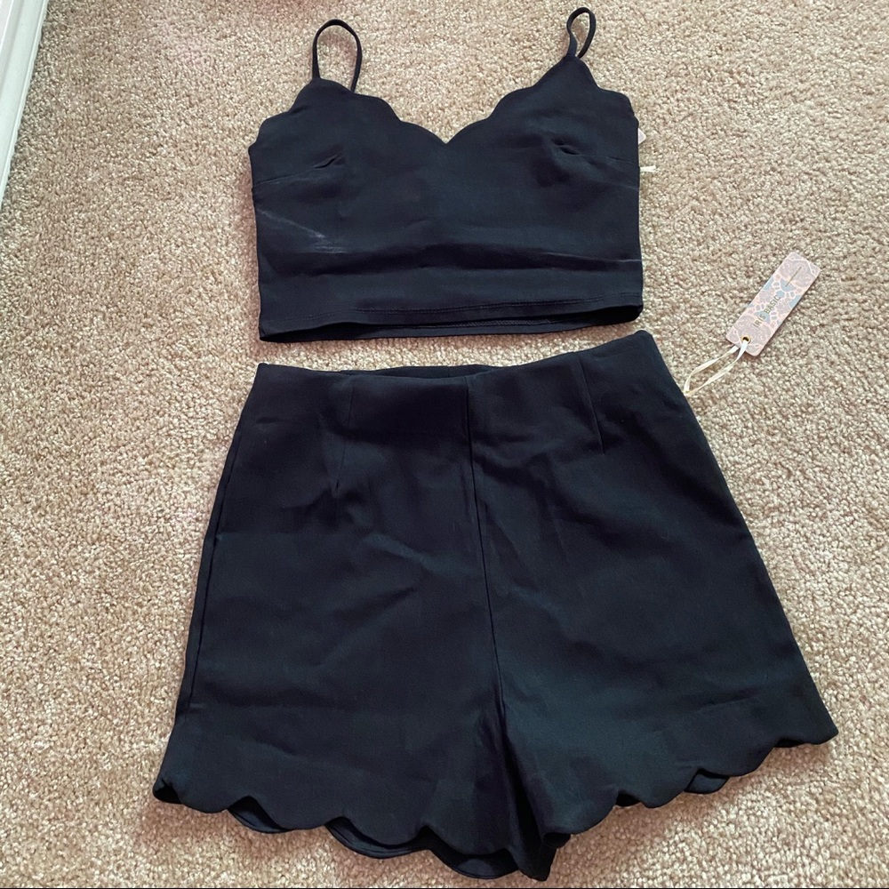 Black scallop 2 piece outfit